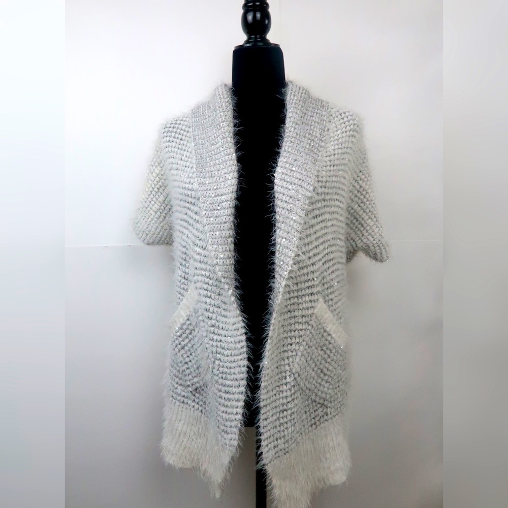 Xoxo Women’s open front cardigan Sweater Sz Medium - Picture 2 of 11